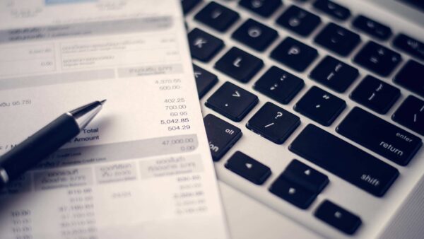 Brooks Applauds Passage of Utility Rate Transparency Bill